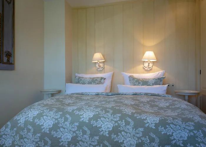 Dikstig Links Appartement